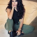 İrem Derici Yılbaşı Fiyatı,