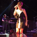 İrem Derici kaç yaşında,