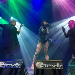 Hande Yener kaç yaşında evlendi,